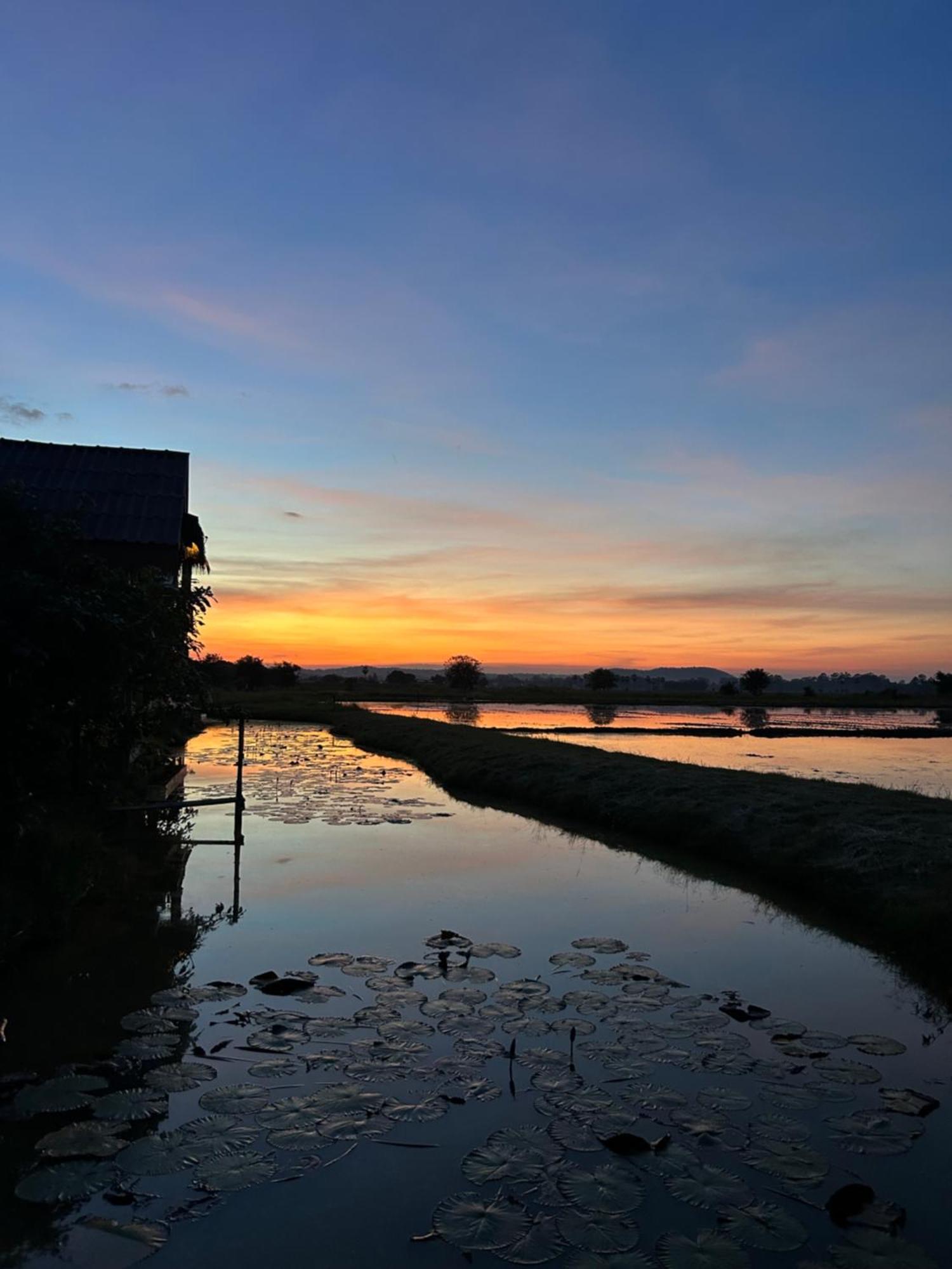 บ้านกลางเกาะ รีสอร์ท Uthai Thani Εξωτερικό φωτογραφία