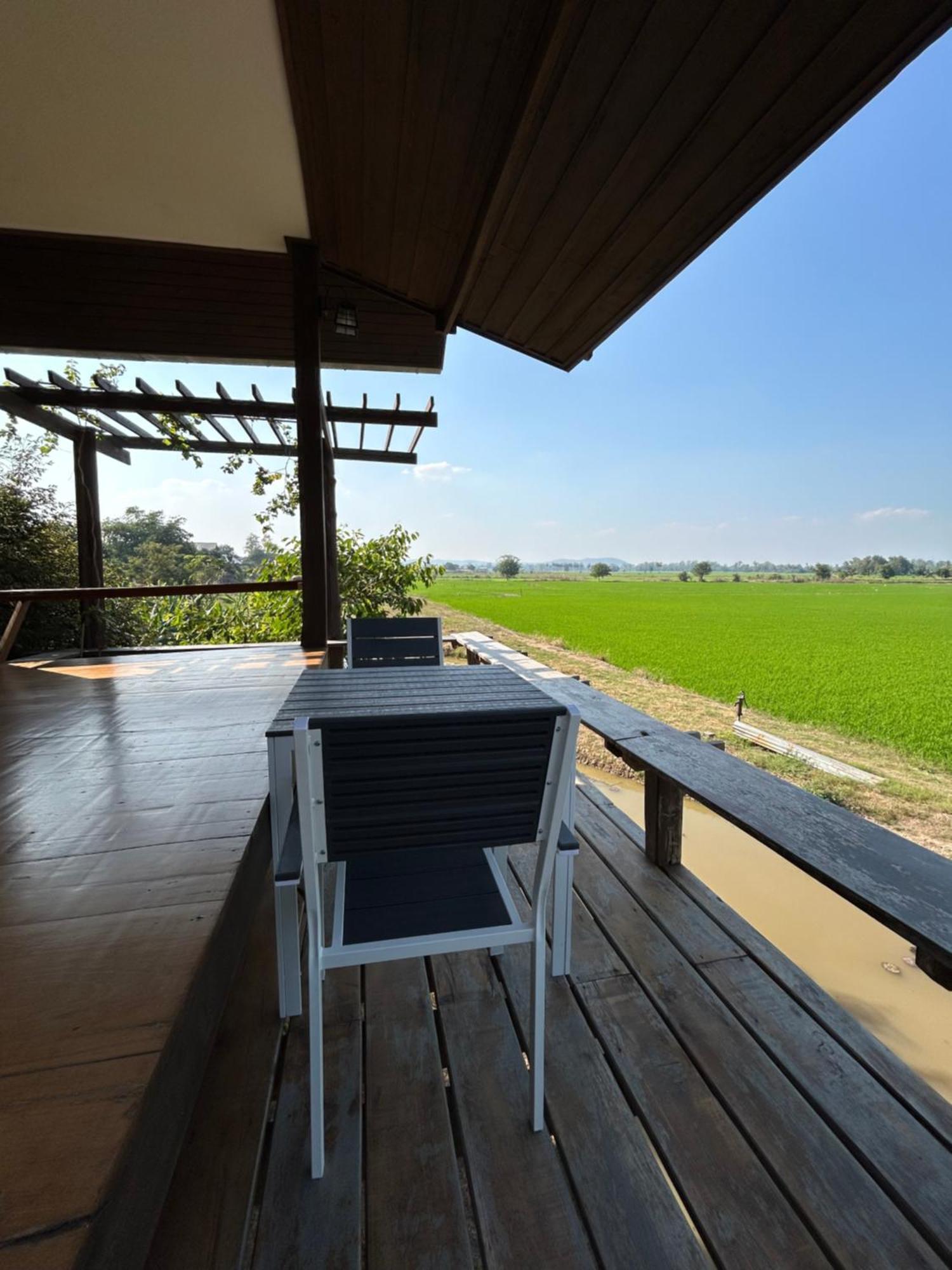บ้านกลางเกาะ รีสอร์ท Uthai Thani Εξωτερικό φωτογραφία