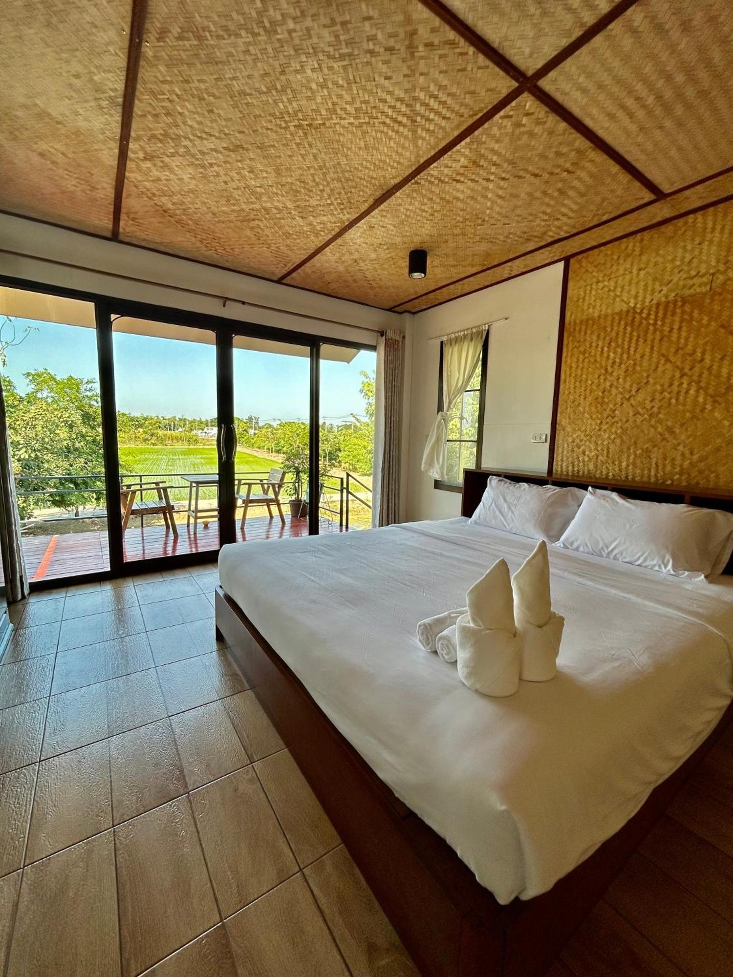 บ้านกลางเกาะ รีสอร์ท Uthai Thani Εξωτερικό φωτογραφία